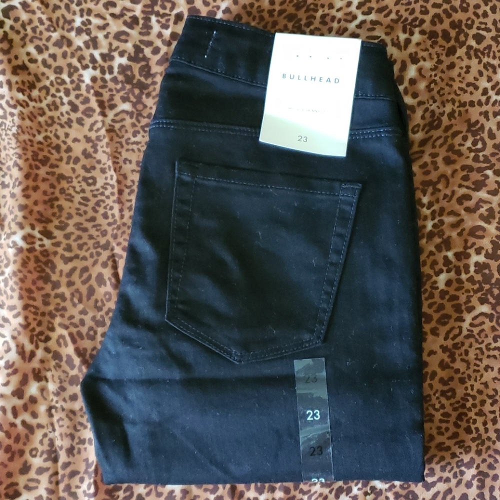 *Bullhead Denim Co.* Mid Rise Skinniest Jeans